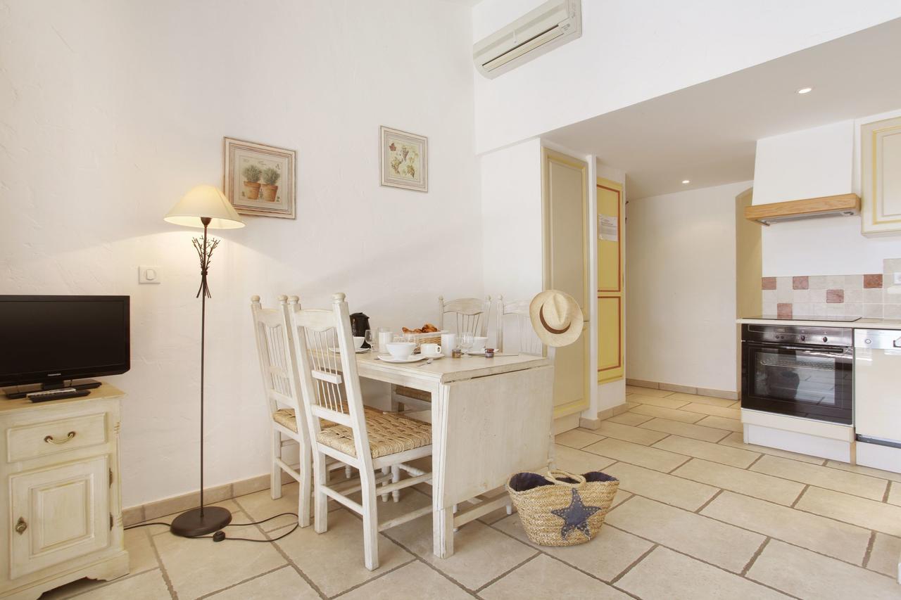 Residence Odalys La Bastide Des Chenes Gordes Bagian luar foto